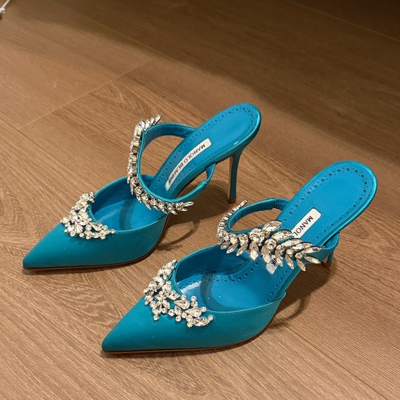 Manolo Blahnik Lurum Turquoise Satin Crystal Heels - Picture 2 of 7